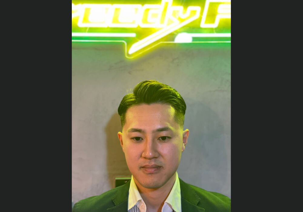 LINE_ALBUM_220310_1