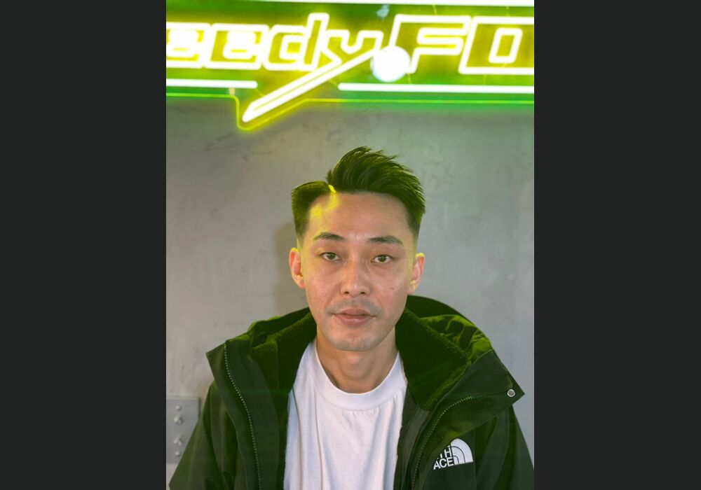 LINE_ALBUM_220408_1